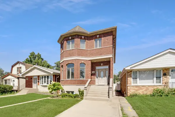 11241 S Central Park Avenue, Chicago, IL 60655