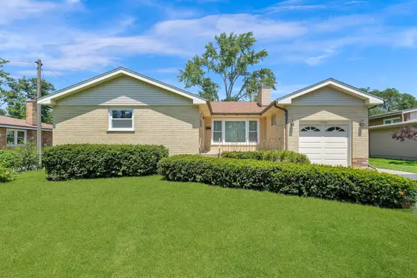 1716 Idlewild Lane, Homewood, IL 60430