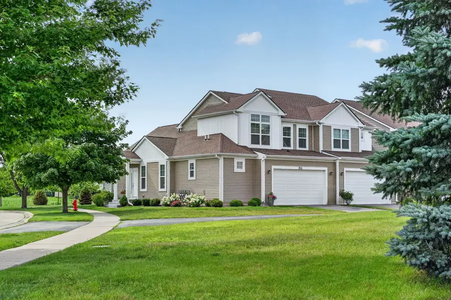 511 Amherst Drive, Sycamore, IL 60178 - #3