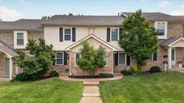 Address Withheld By Seller, Kirkwood, MO 63122