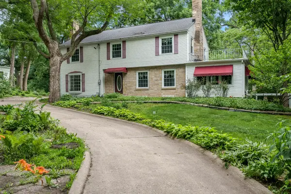 3025 E State Street, Rockford, IL 61108