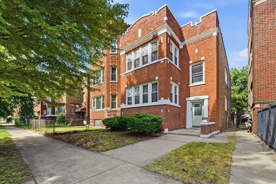 7806 S Cregier Avenue, Chicago, IL 60649 - #2