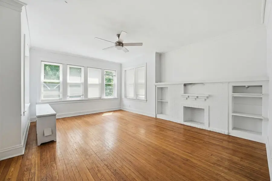 7806 S Cregier Avenue, Chicago, IL 60649 - #3