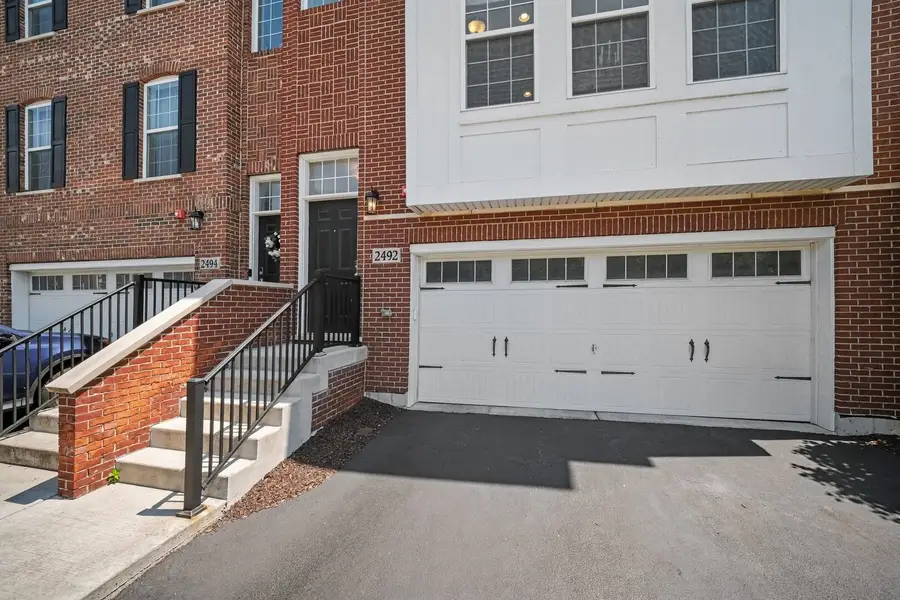 2492 Huntleigh Lane, Woodridge, IL 60517 - #3