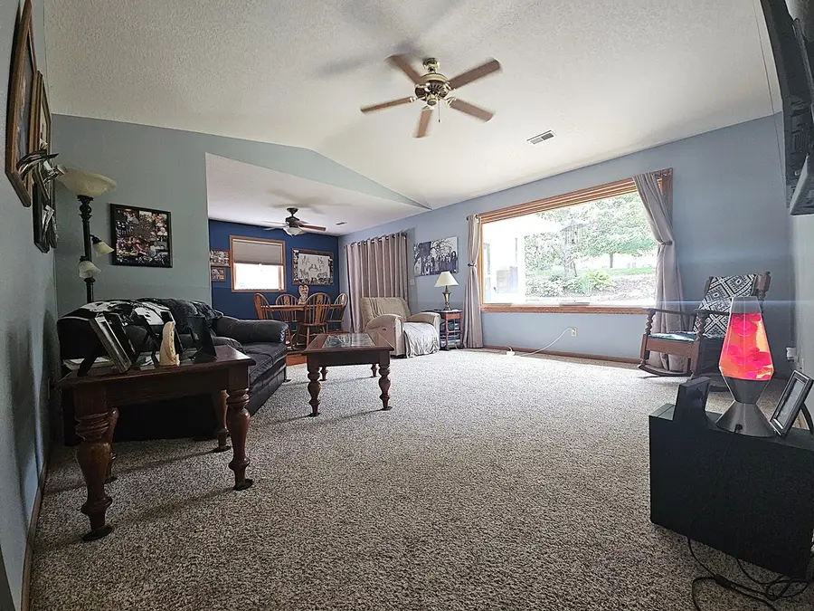 133 Fieldstone Lane, Dixon, IL 61021 - #2