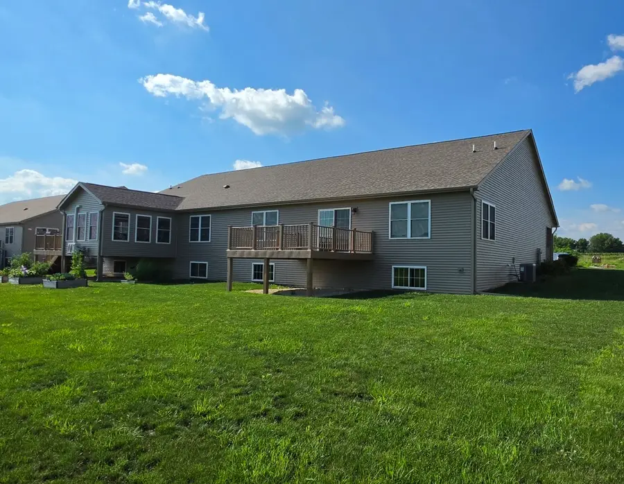 735 Yingling Drive, Dixon, IL 61021 - #3