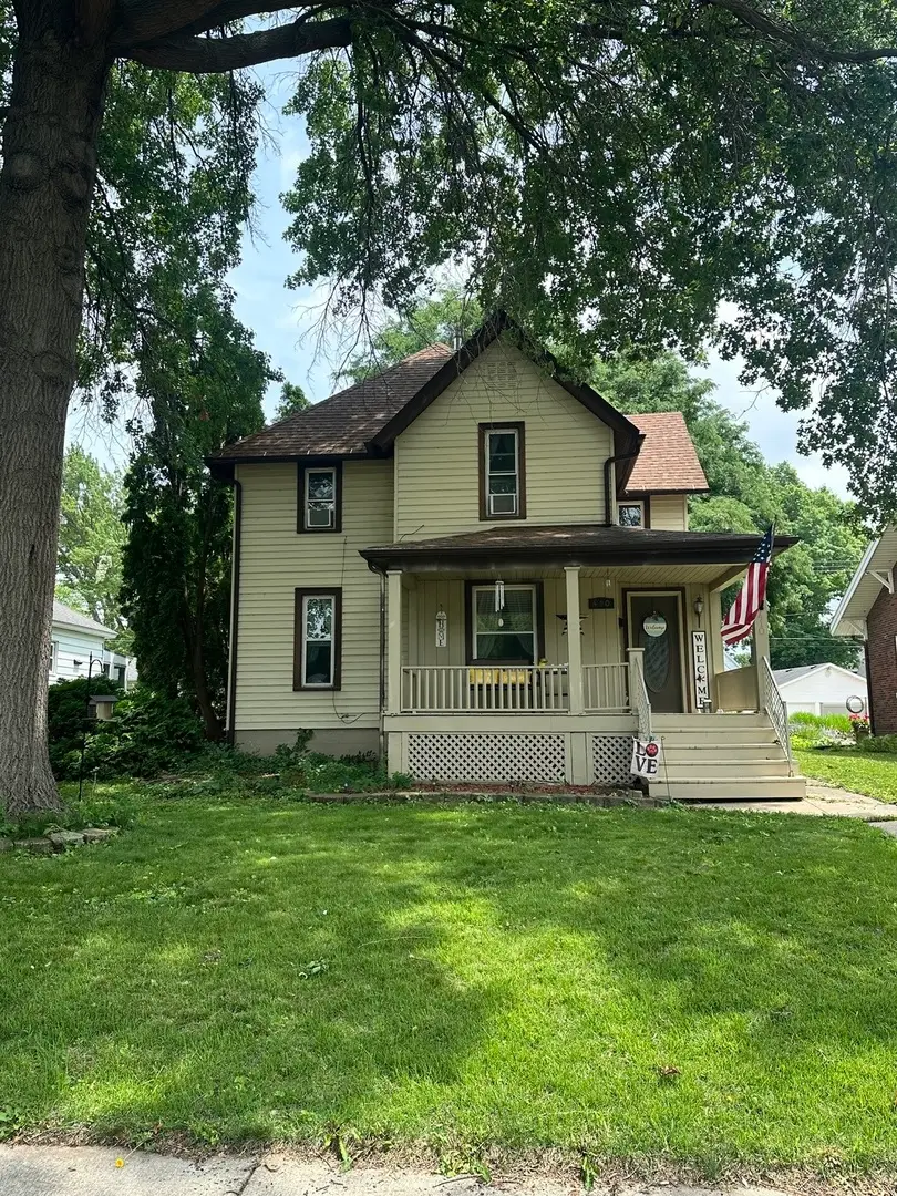 410 Broadway Avenue, Sterling, IL 61081 - #2