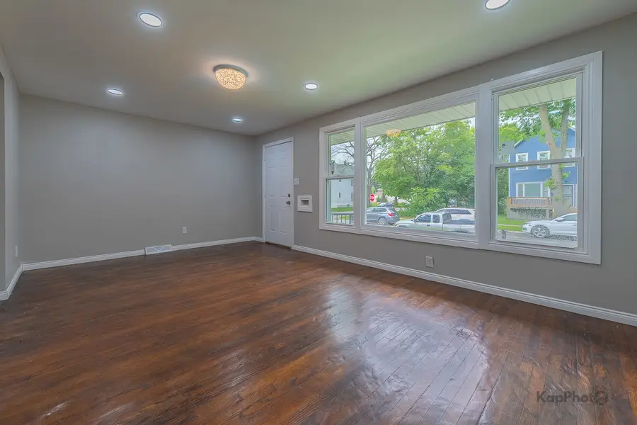 11955 S Prairie Avenue, Chicago, IL 60628 - #3