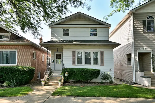 5108 W Winona Street, Chicago, IL 60630