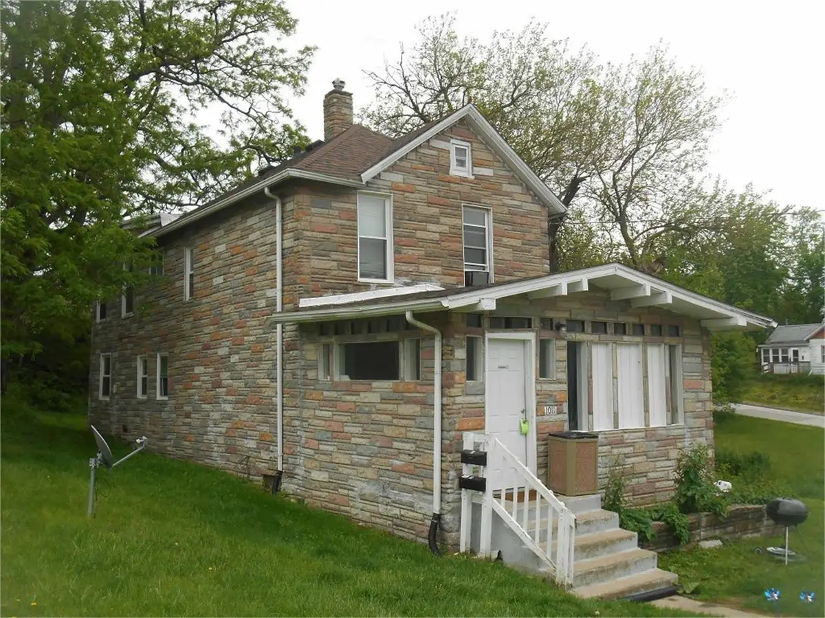 1011 N Ripley Street, Davenport, IA 52803 - #1