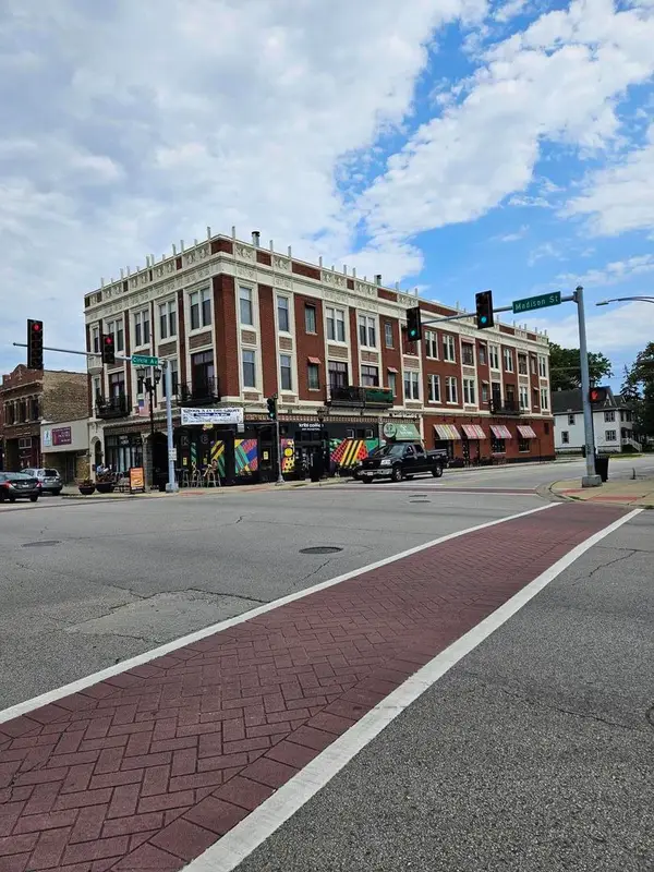 7320 Madison Street #6, Forest Park, IL 60130