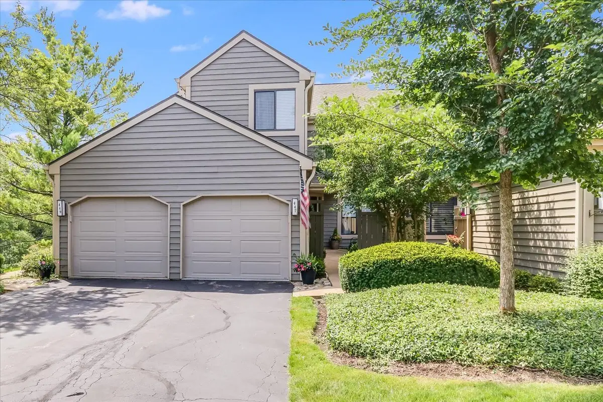 447 White Oak Lane #1135B, Lake Barrington, IL 60010 - #1