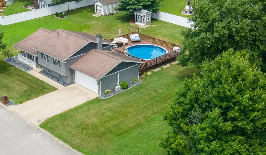 520 Cottonwood Drive, Salem, IL 62881 - #3