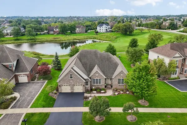 14 Championship Parkway, Hawthorn Woods, IL 60047