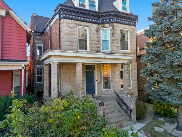 441 E 42nd Street, Chicago, IL 60653