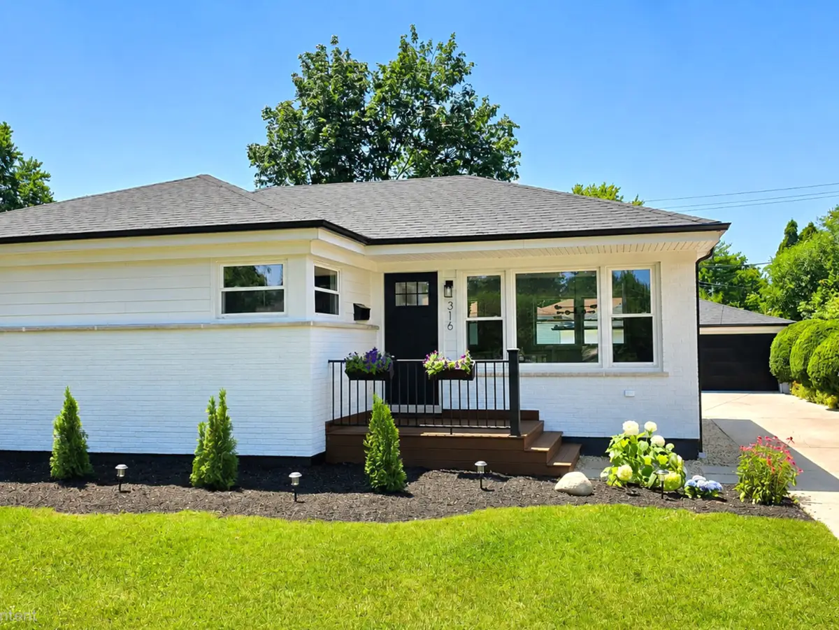 316 N Reuter Drive, Arlington Heights, IL 60005 - #1