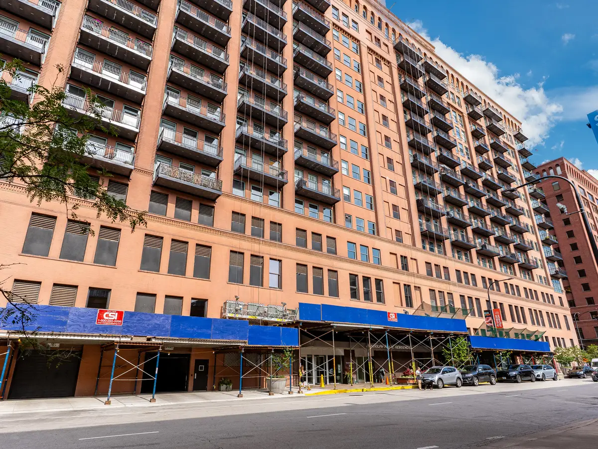165 N Canal Street #809, Chicago, IL 60606 - #1