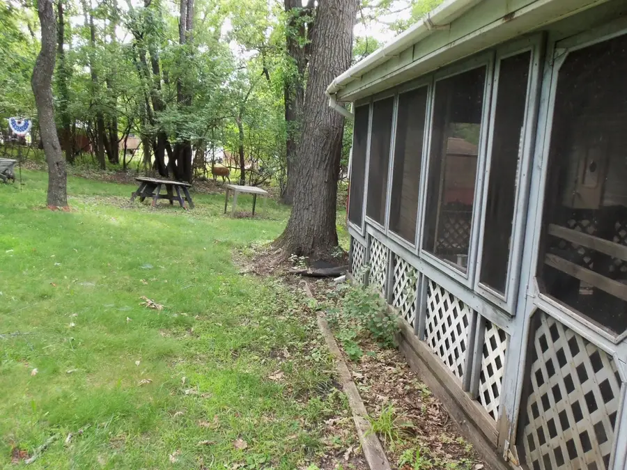 21/37 Woodhaven, Sublette, IL 61367 - #2