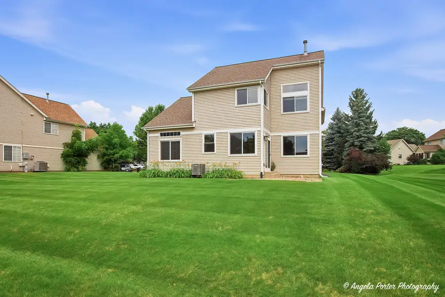331 Hampton Court, Crystal Lake, IL 60012 - #3