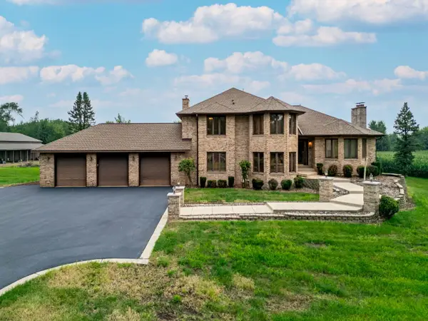 Address Withheld By Seller, Huntley, IL 60142