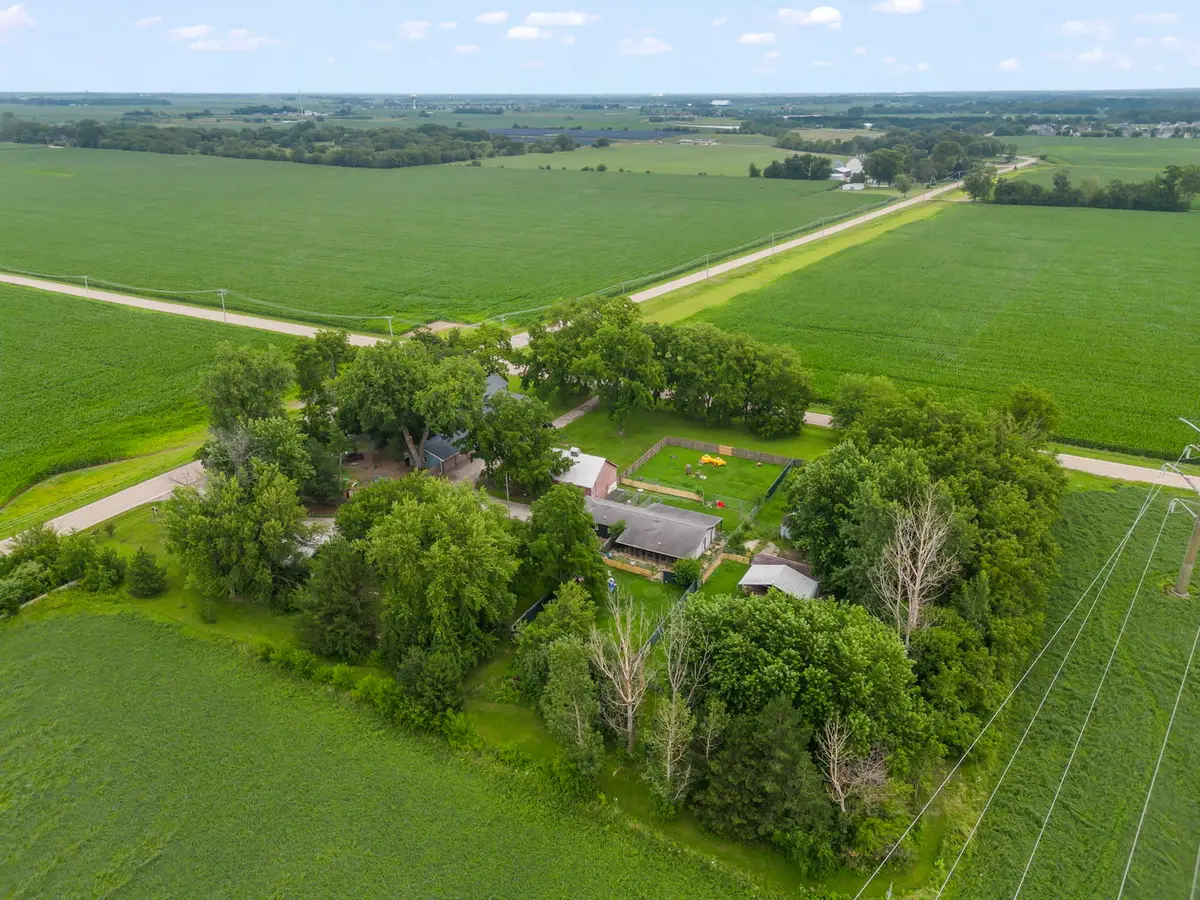 2013 Beecher Road, Plano, IL 60545 - #1