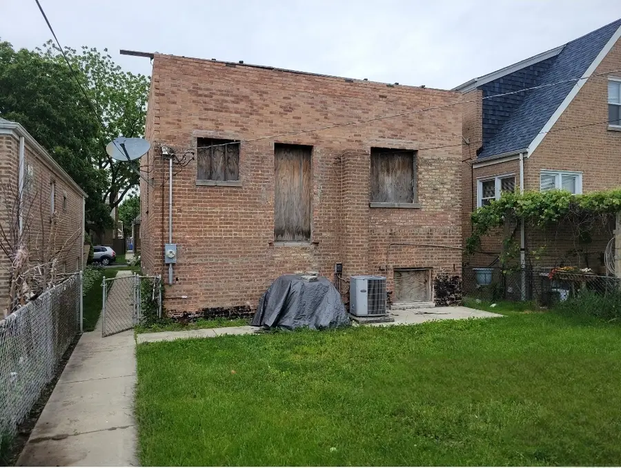 4637 S Kilpatrick Avenue, Chicago, IL 60632 - #2