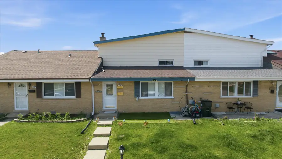 9005 Sherry Lane, Des Plaines, IL 60016 - #2