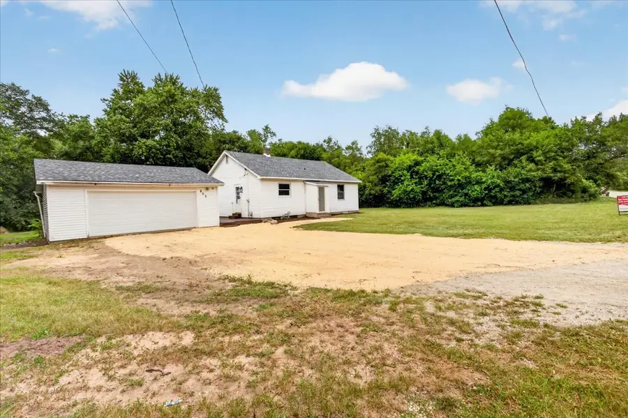 802 Darwin Drive, Machesney Park, IL 61115 - #3