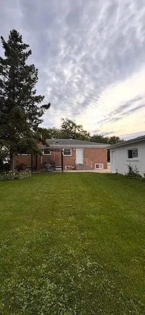 9317 Olcott Avenue, Morton Grove, IL 60053 - #3