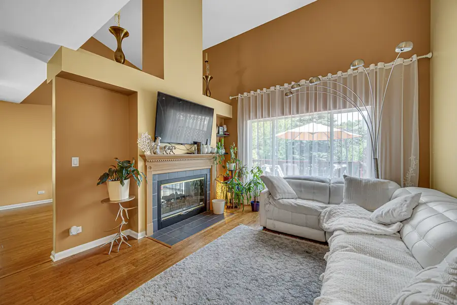 1424 Derby Lane #1424, Mundelein, IL 60060 - #3