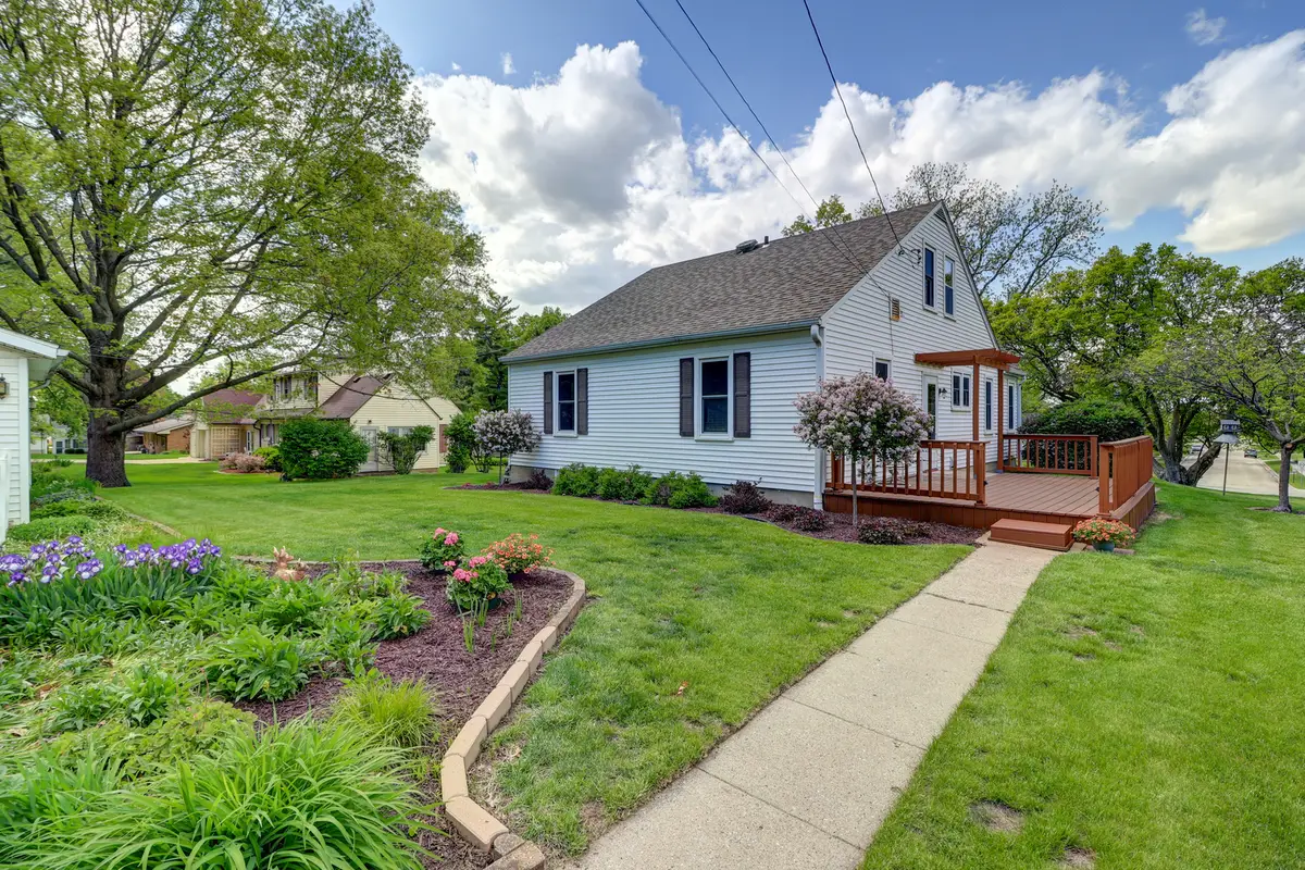 313 W 2nd Street, Prophetstown, IL 61277 - #1