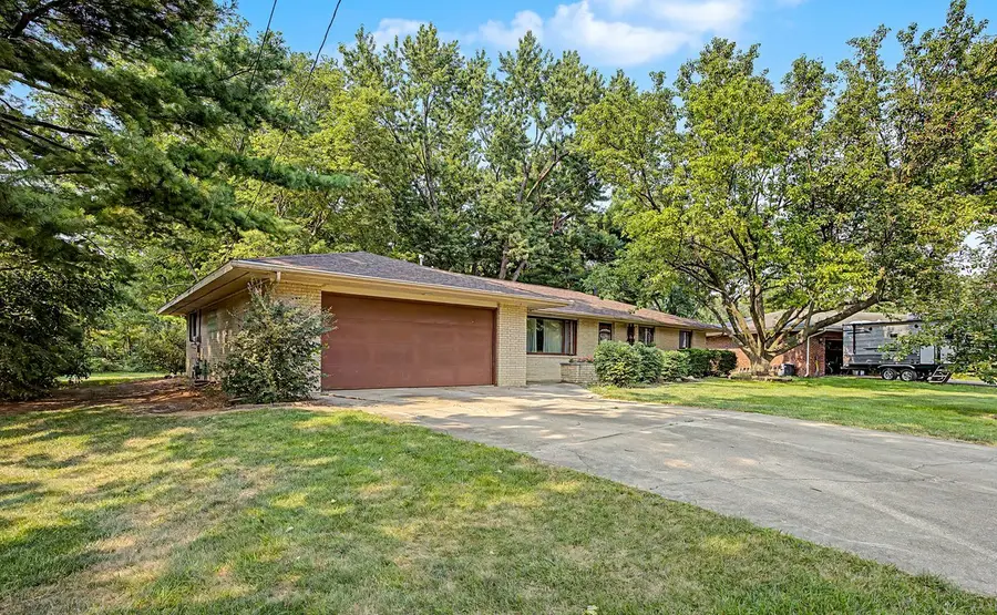 109 E Parkview Drive, Forrest, IL 61741 - #3