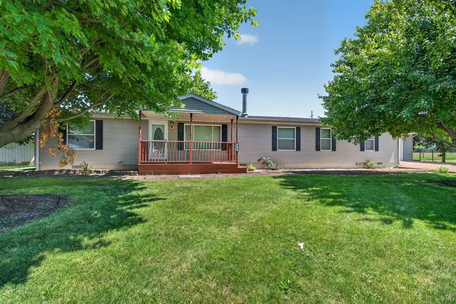 414 N Pine Street, Gardner, IL 60424 - #2