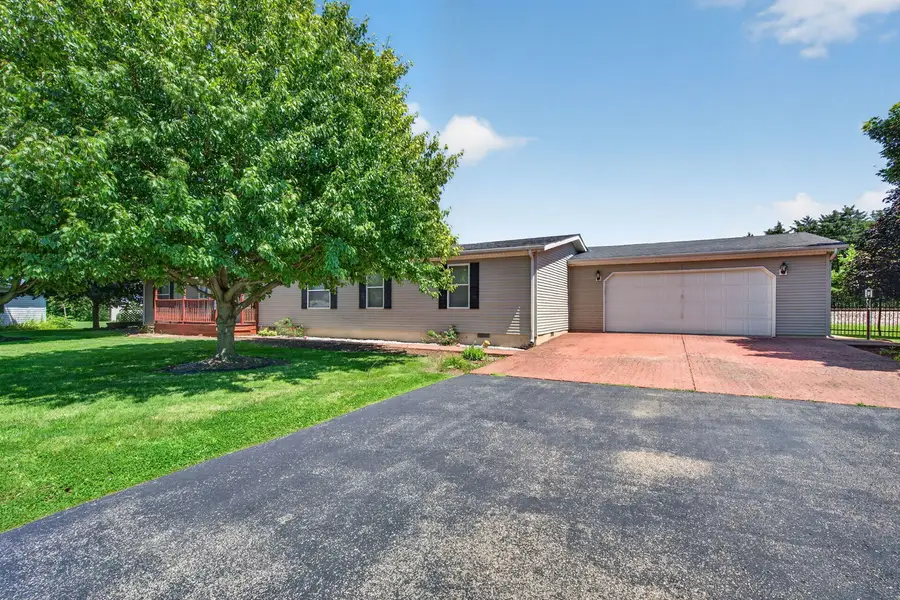 414 N Pine Street, Gardner, IL 60424 - #3