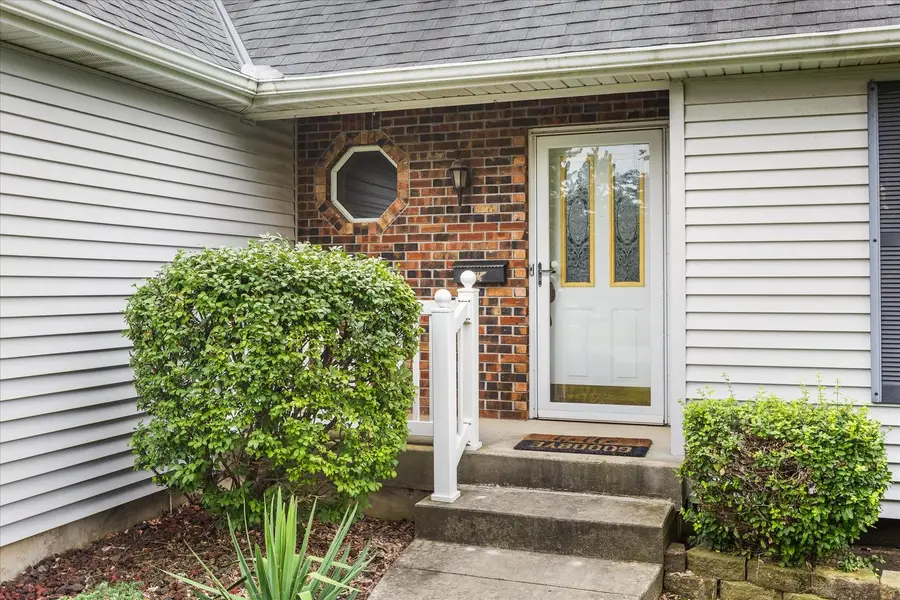 1517 E 1st Street, Streator, IL 61364 - #3