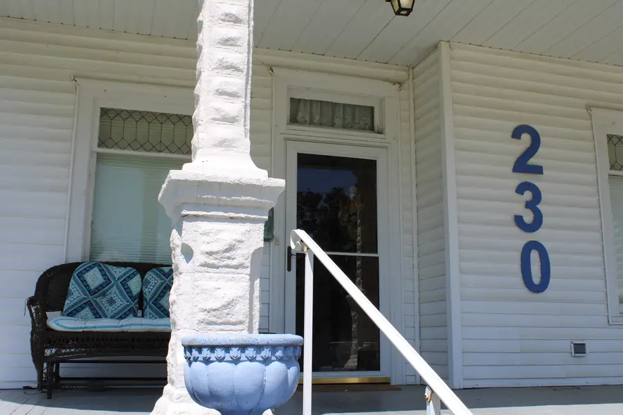 230 N Cherry Street, Centralia, IL 62801 - #2