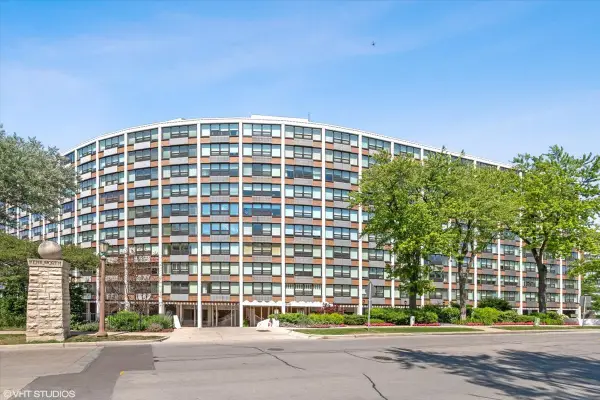 1630 Sheridan Road #9G, Wilmette, IL 60091