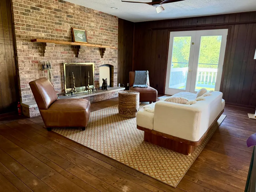 195 Clover Hill Lane, North Barrington, IL 60010 - #3