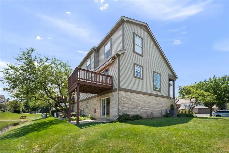 7951 Hedgewood Drive, Darien, IL 60561 - #2
