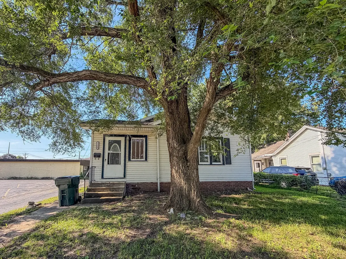 1104 W Williams Street, Danville, IL 61832 - #1