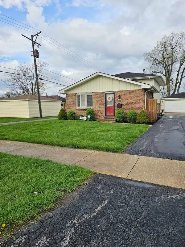 15362 7th Avenue, Phoenix, IL 60426