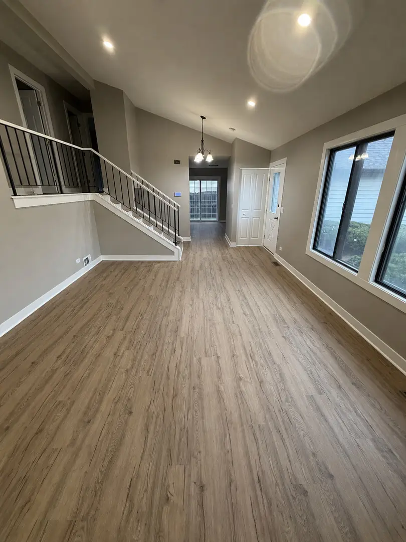 208 Albert Drive, Vernon Hills, IL 60061 - #3