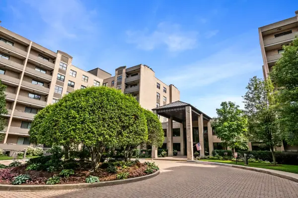 4545 W Touhy Avenue #325w, Lincolnwood, IL 60712