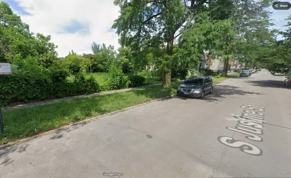 5742 S Justine Street, Chicago, IL 60636