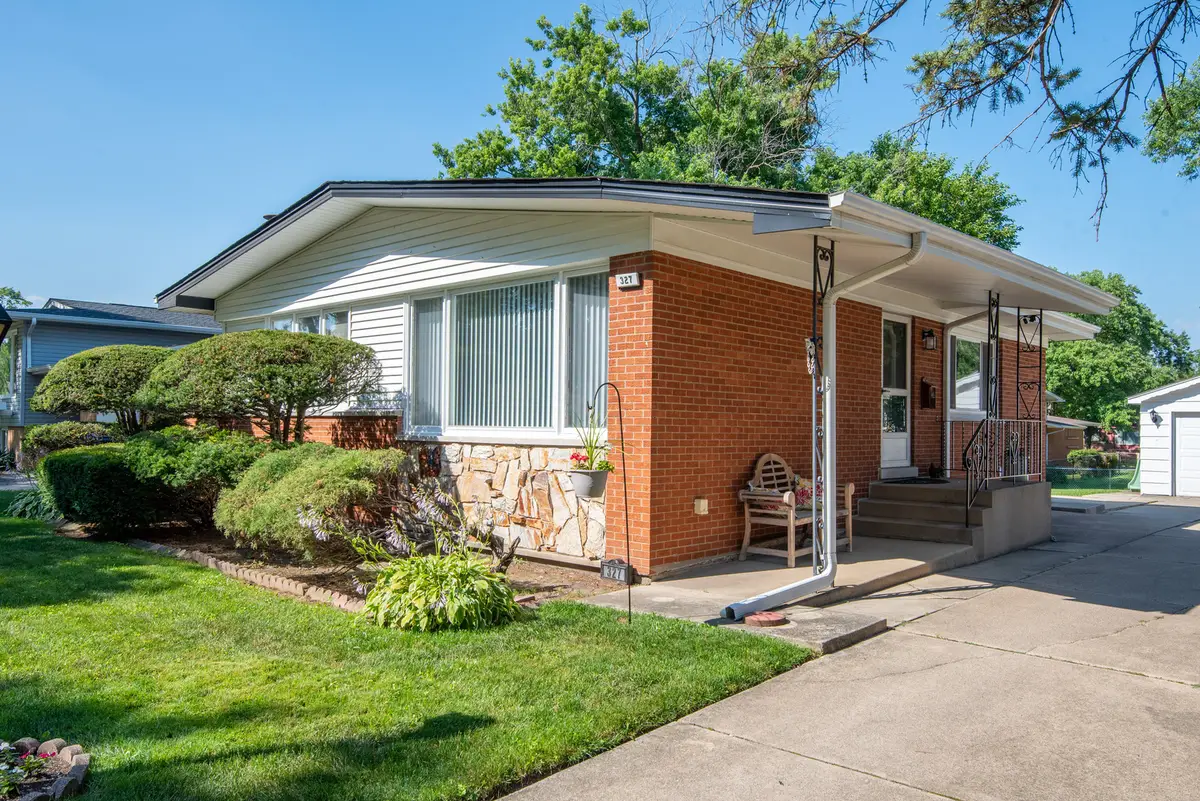 327 W Holly Court, Glenwood, IL 60425 - #1