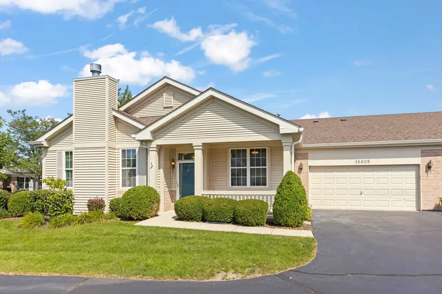 16609 Buckner Pond Way, Crest Hill, IL 60403 - #2