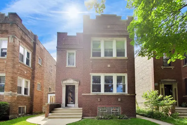 6718 N Campbell Avenue, Chicago, IL 60645