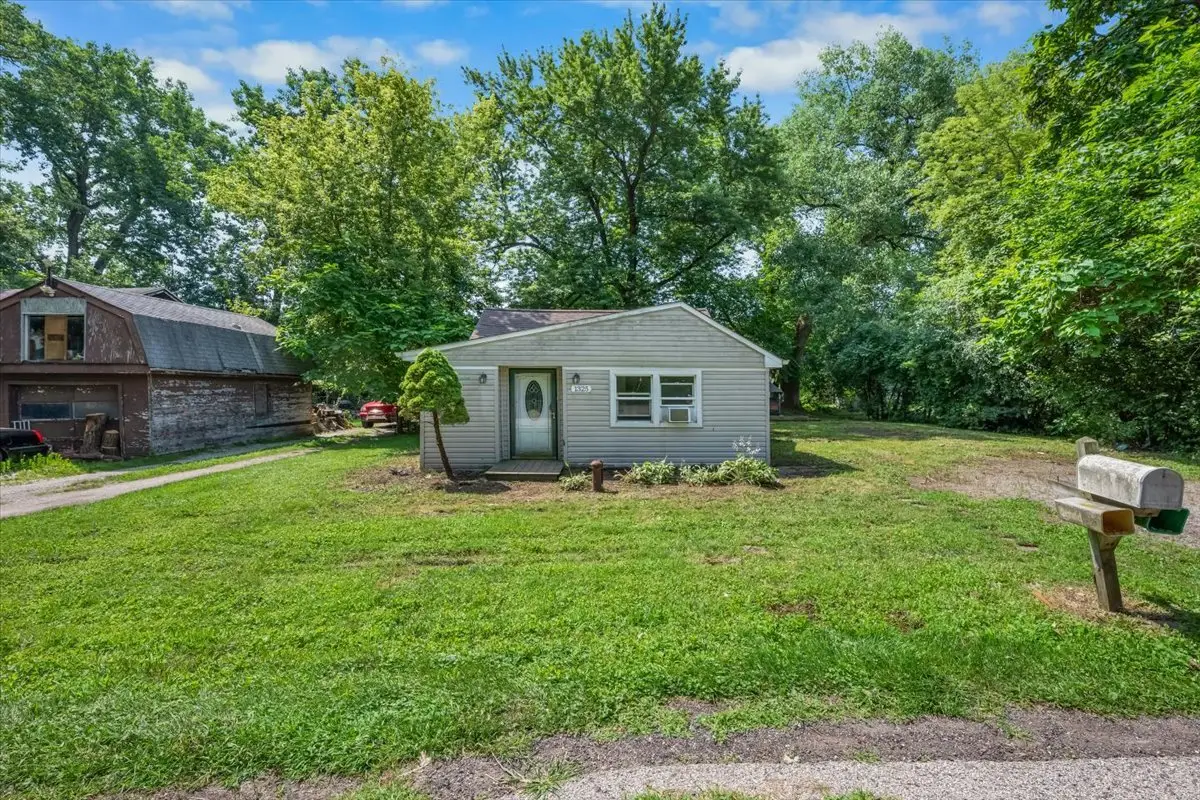 1325 Louise Street, Crystal Lake, IL 60014 - #1