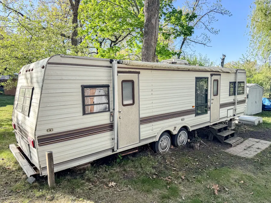 5/493 Woodhaven, Sublette, IL 61367 - #2