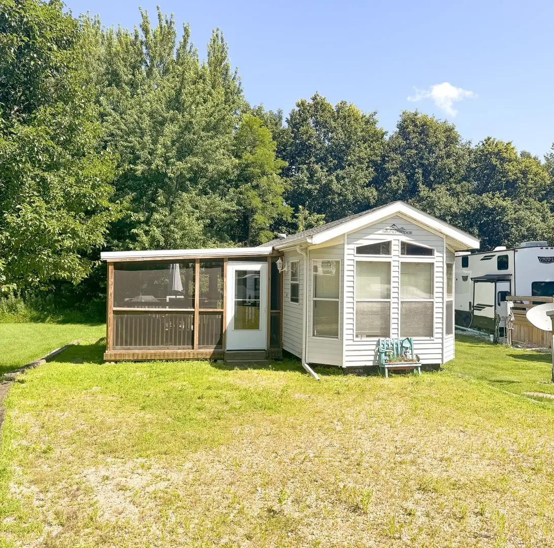 9/67 Woodhaven, Sublette, IL 61367 - #1